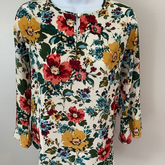Van Heusen Floral Print Blouse - Picture 2 of 16